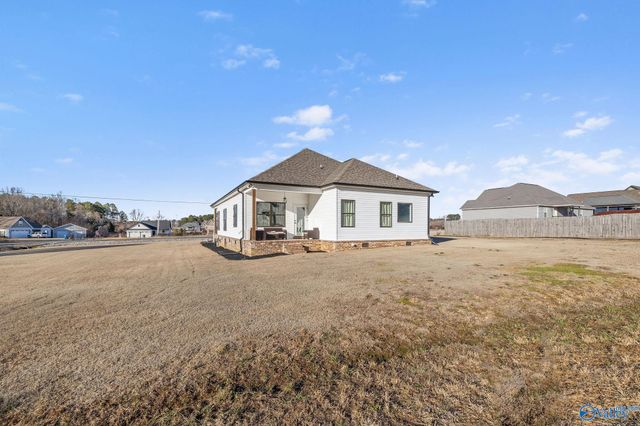 145 Vail Drive, Grant, AL 35747