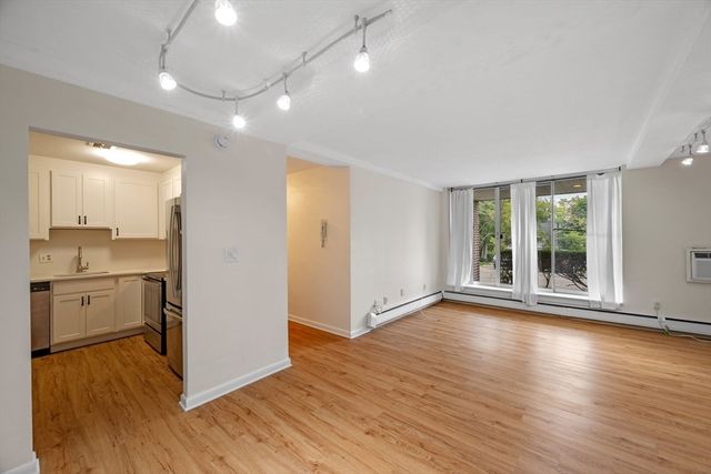 16 Addington Rd 12, Brookline, MA 02445