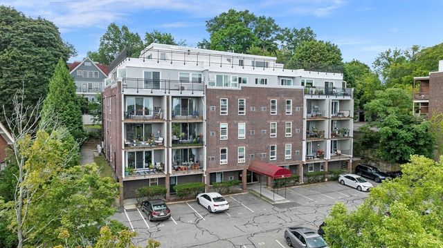 16 Addington Rd 12, Brookline, MA 02445