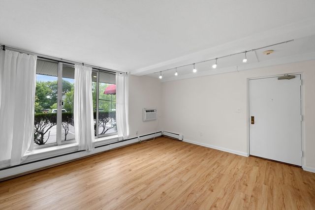 16 Addington Rd 12, Brookline, MA 02445