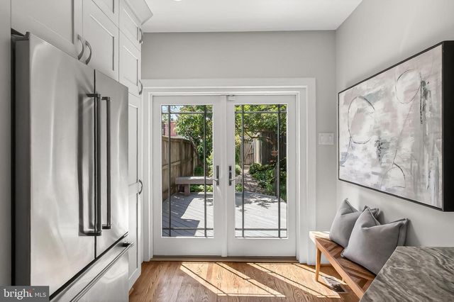 122 N WEST ST, Alexandria, VA 22314