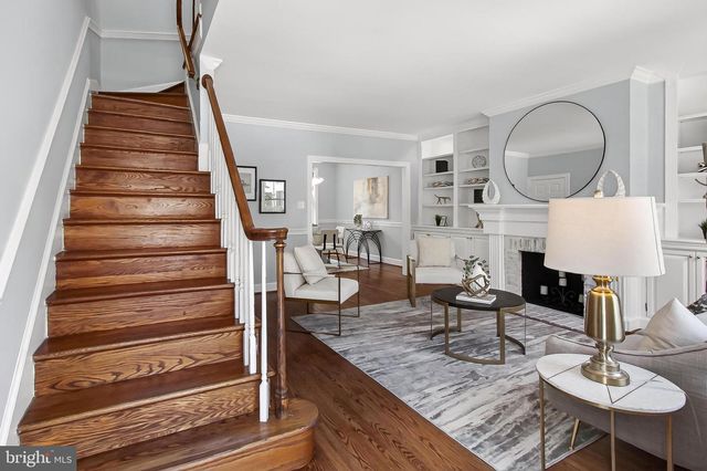 122 N WEST ST, Alexandria, VA 22314