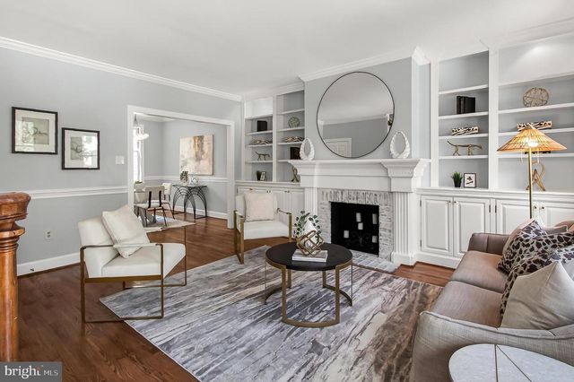 122 N WEST ST, Alexandria, VA 22314