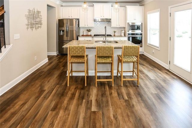 7000 Lancaster Crossing, Flowery Branch, GA 30542