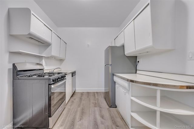 43-10 48 Avenue 1C, Woodside, NY 11377