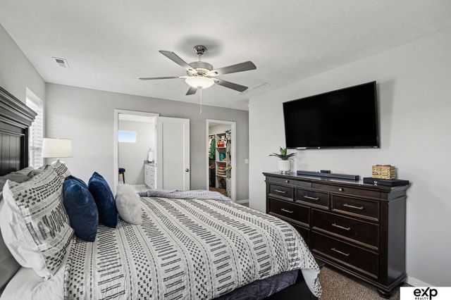 10316 N 152 Avenue, Bennington, NE 68007
