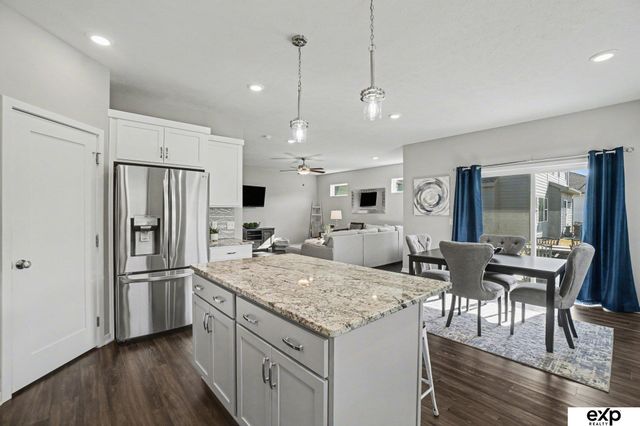 10316 N 152 Avenue, Bennington, NE 68007