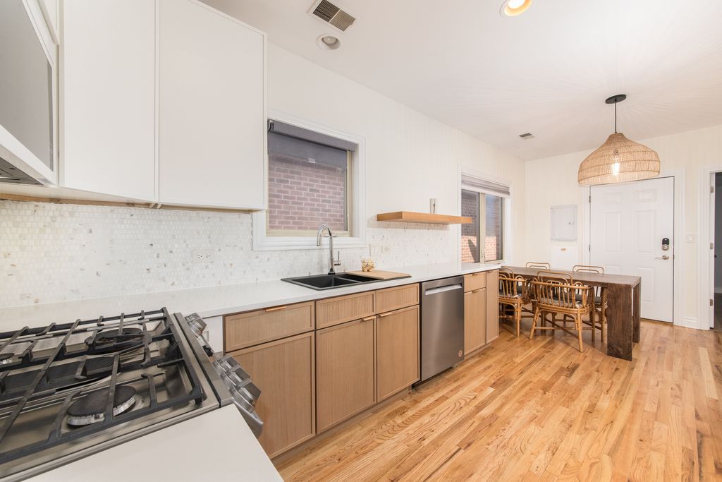 5630 W Goodman Street 301, Chicago, IL 60630 — photo 4