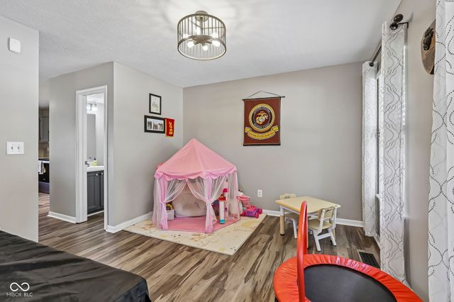12552 Geist Cove Drive, Indianapolis, IN 46236