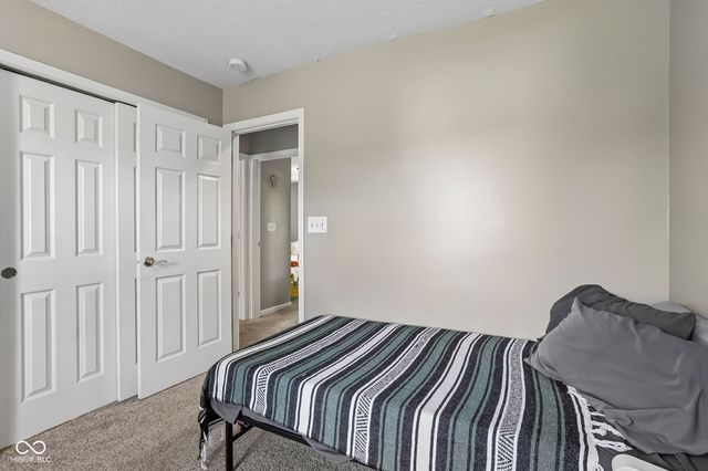 12552 Geist Cove Drive, Indianapolis, IN 46236