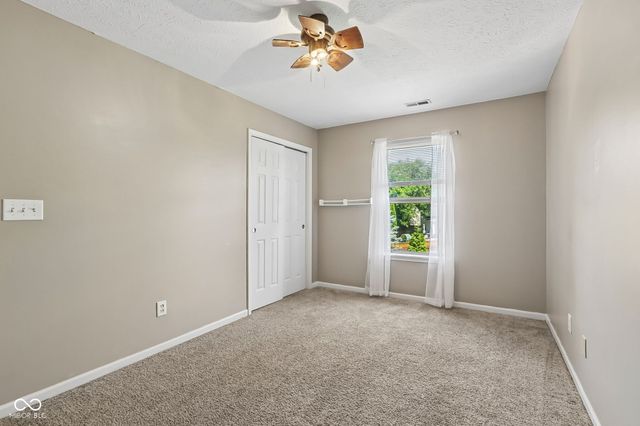 12552 Geist Cove Drive, Indianapolis, IN 46236