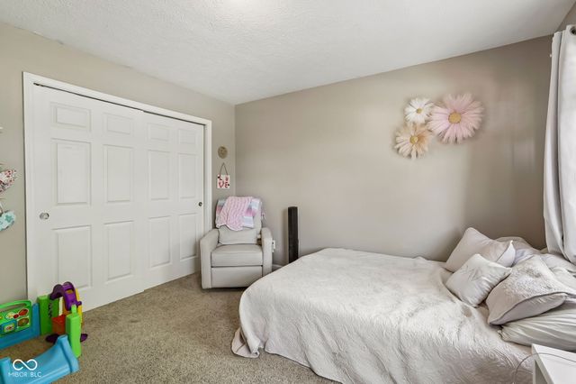 12552 Geist Cove Drive, Indianapolis, IN 46236