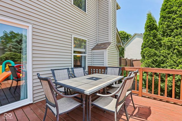 12552 Geist Cove Drive, Indianapolis, IN 46236