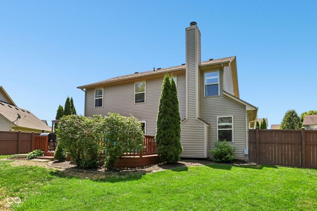 12552 Geist Cove Drive, Indianapolis, IN 46236