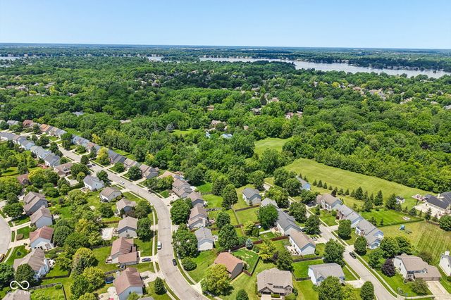 12552 Geist Cove Drive, Indianapolis, IN 46236