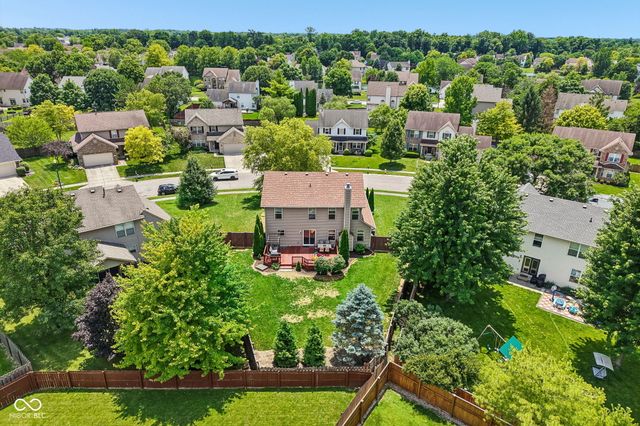 12552 Geist Cove Drive, Indianapolis, IN 46236