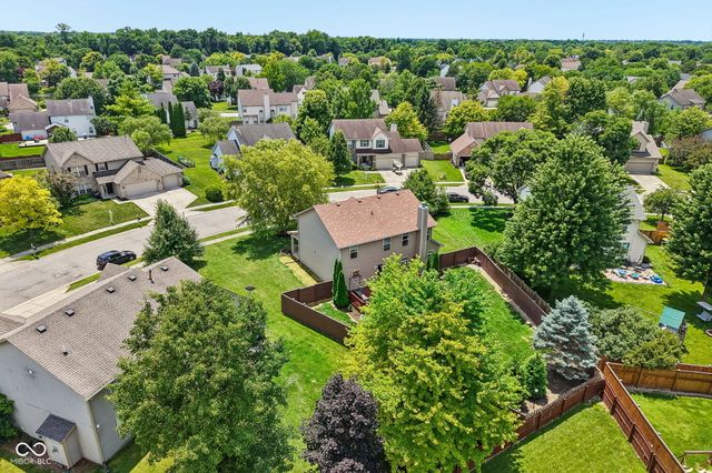 12552 Geist Cove Drive, Indianapolis, IN 46236