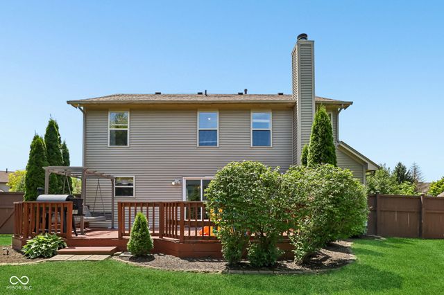12552 Geist Cove Drive, Indianapolis, IN 46236