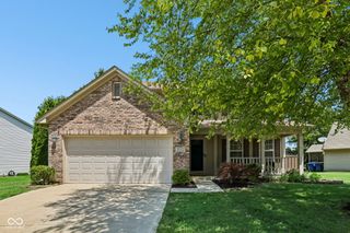 12552 Geist Cove Drive, Indianapolis, IN 46236