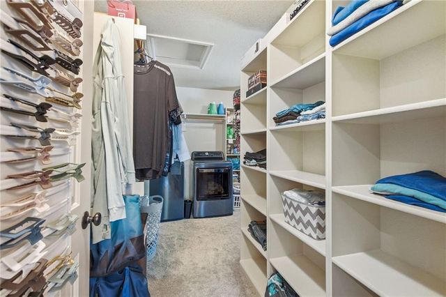 15401 W 165th Street, Olathe, KS 66062