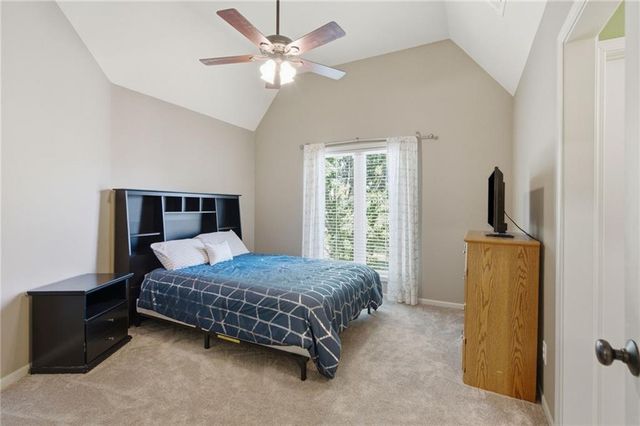 15401 W 165th Street, Olathe, KS 66062