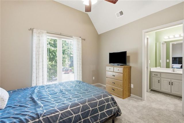 15401 W 165th Street, Olathe, KS 66062