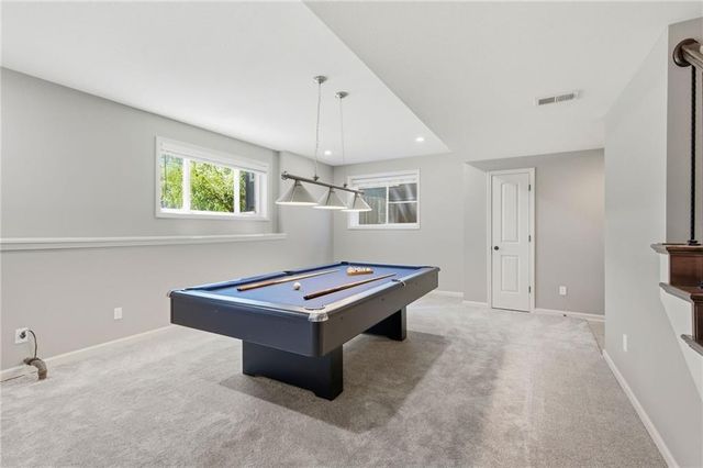 15401 W 165th Street, Olathe, KS 66062