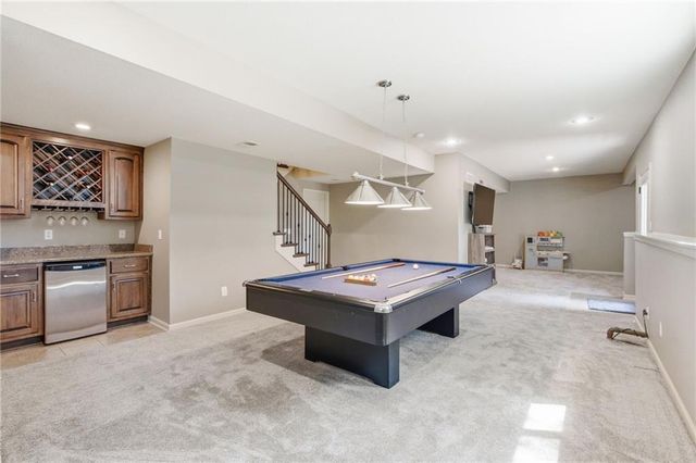 15401 W 165th Street, Olathe, KS 66062