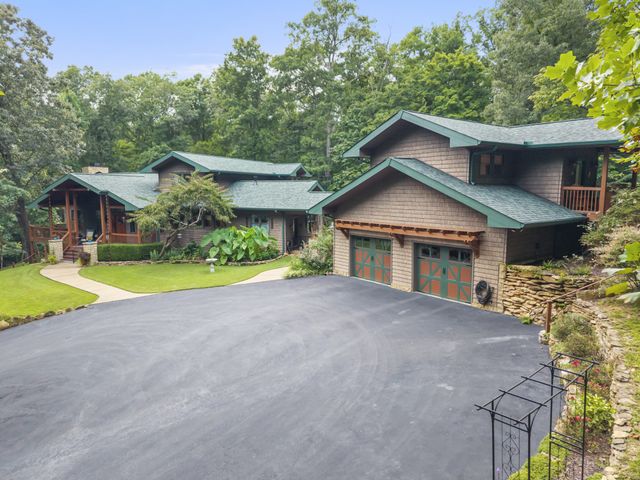 3529 Southwark Dr, Springfield, TN 37172