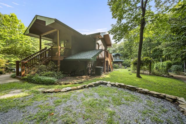 3529 Southwark Dr, Springfield, TN 37172