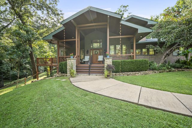 3529 Southwark Dr, Springfield, TN 37172
