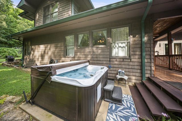 3529 Southwark Dr, Springfield, TN 37172
