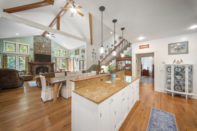 3529 Southwark Dr, Springfield, TN 37172