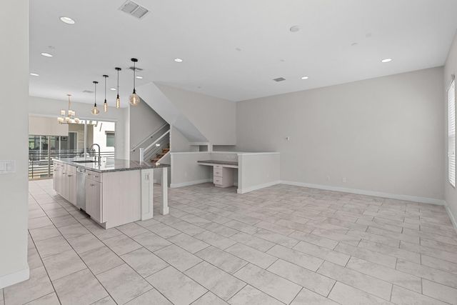 6850 E McDowell Road Unit 65, Scottsdale, AZ 85257