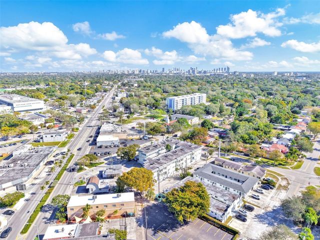 12890 NE 8th Ave 208, North Miami, FL 33161
