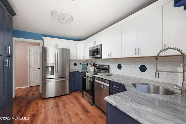 198A Buckingham Drive, Lakewood, NJ 08701