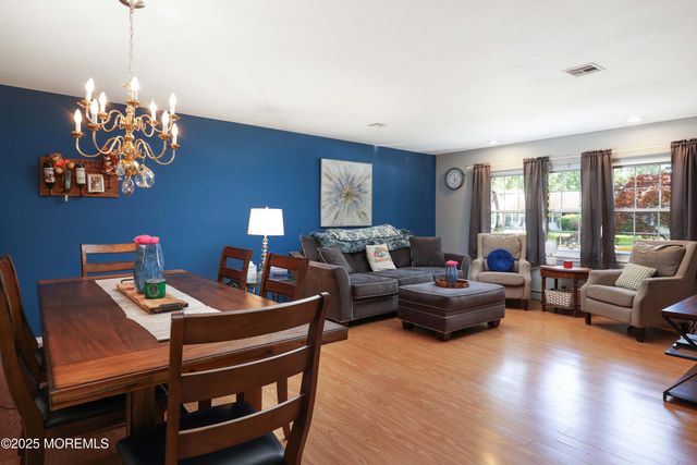 198A Buckingham Drive, Lakewood, NJ 08701