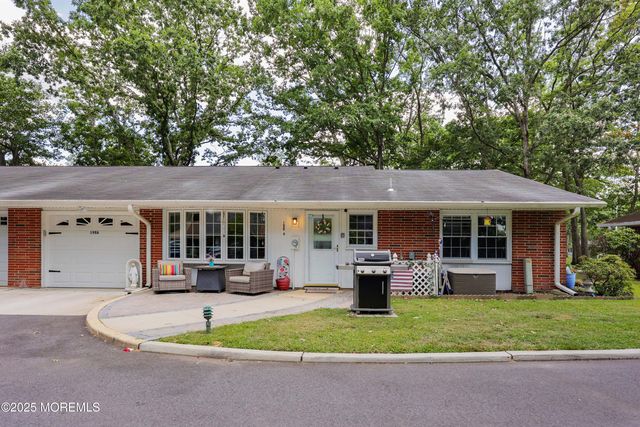 198A Buckingham Drive, Lakewood, NJ 08701