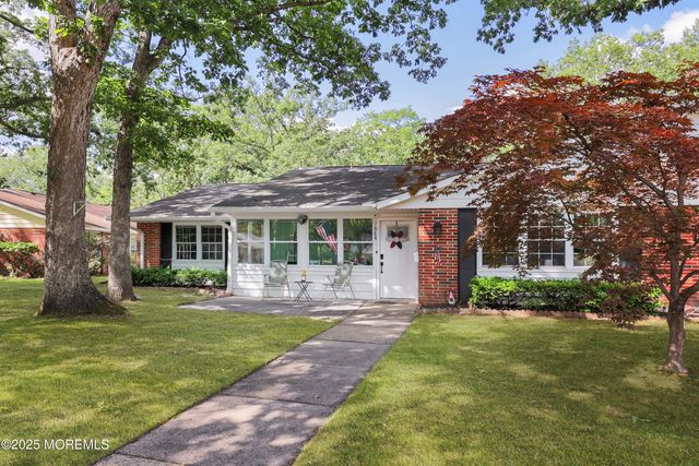 198A Buckingham Drive, Lakewood, NJ 08701