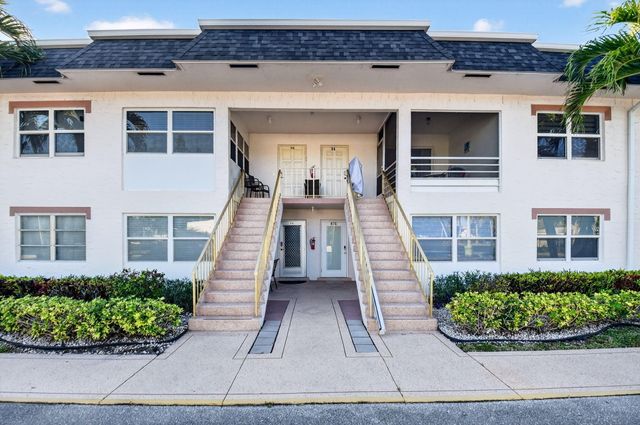 94 Stratford G, West Palm Beach, FL 33417