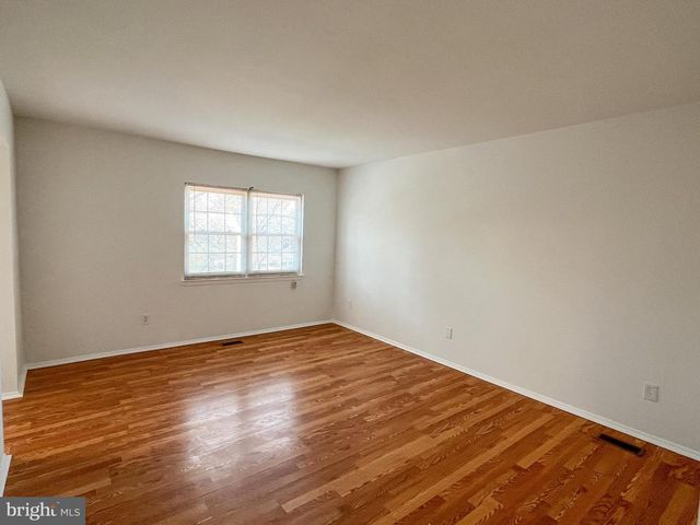 19920 WATERLOO CT, Germantown, MD 20874