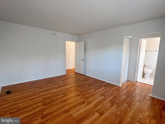 19920 WATERLOO CT, Germantown, MD 20874