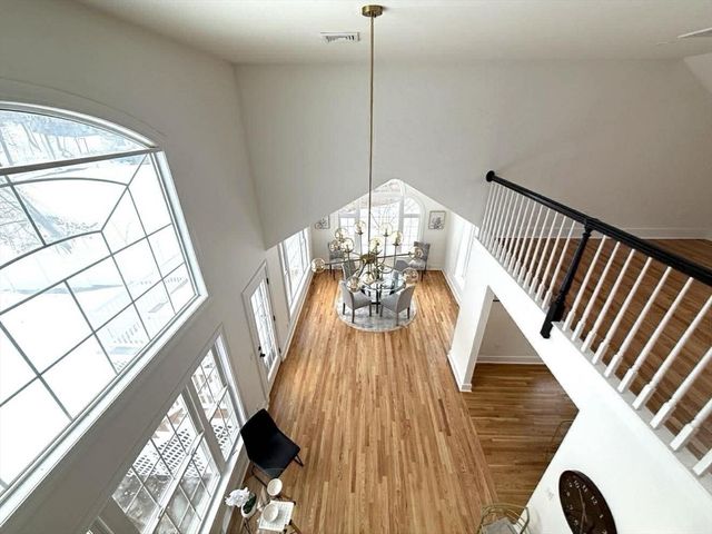 576 Grove St, Framingham, MA 01701