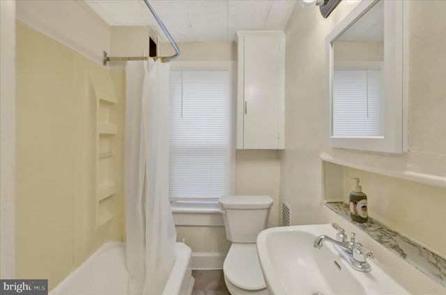 127 BELVEDERE AVE, Reading, PA 19611