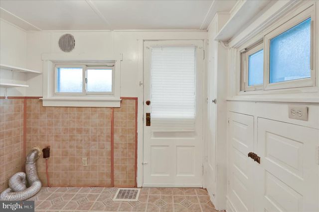 127 BELVEDERE AVE, Reading, PA 19611