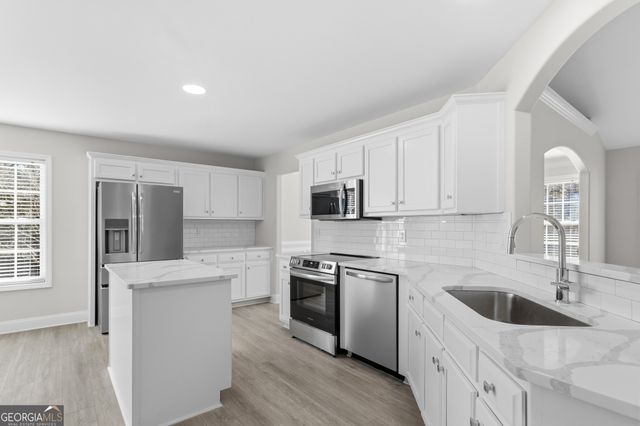 1030 Diamond Way, Bogart, GA 30622