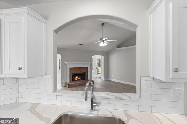 1030 Diamond Way, Bogart, GA 30622