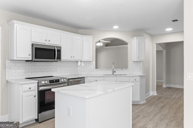 1030 Diamond Way, Bogart, GA 30622