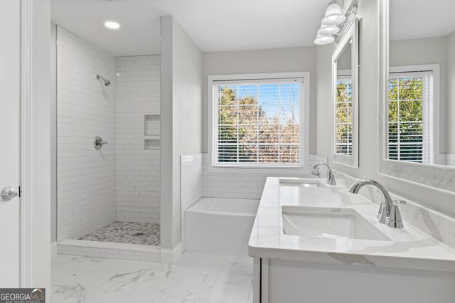 1030 Diamond Way, Bogart, GA 30622