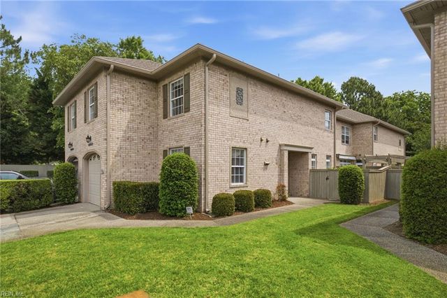 1728 Honorary CT, Virginia Beach, VA 23454